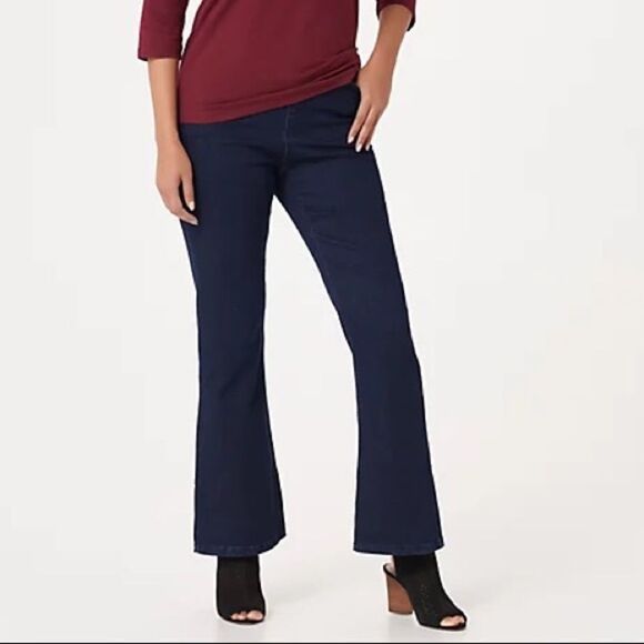 Denim & Co. Easy Stretch Denim Pull-On Bootcut Jeans - Picture 1 of 4